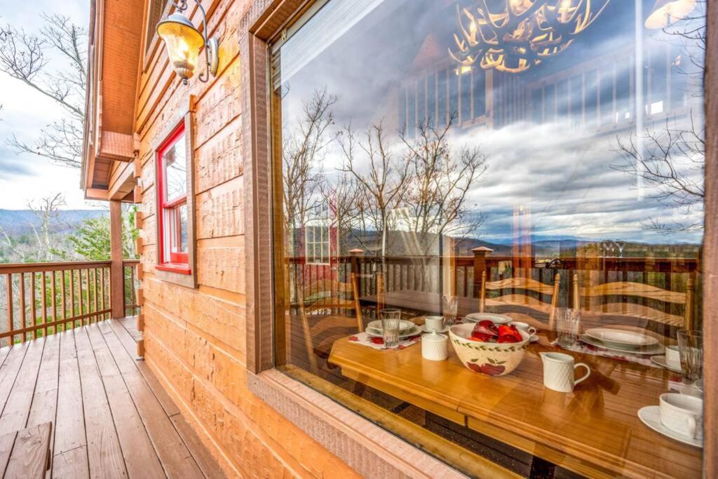 Over The Mountain - Smoky Mountain View Cabin Sevierville Extérieur photo