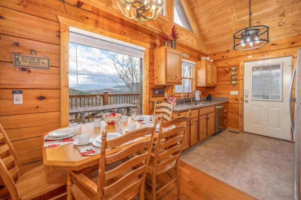 Over The Mountain - Smoky Mountain View Cabin Sevierville Extérieur photo