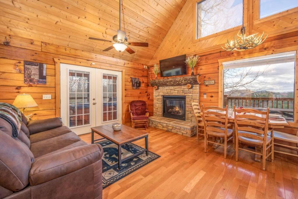Over The Mountain - Smoky Mountain View Cabin Sevierville Extérieur photo